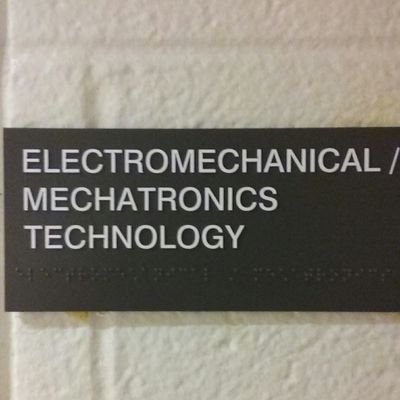 Mechatronics lab at Lehigh Career & Technical Institute taught by Lisa Heineman