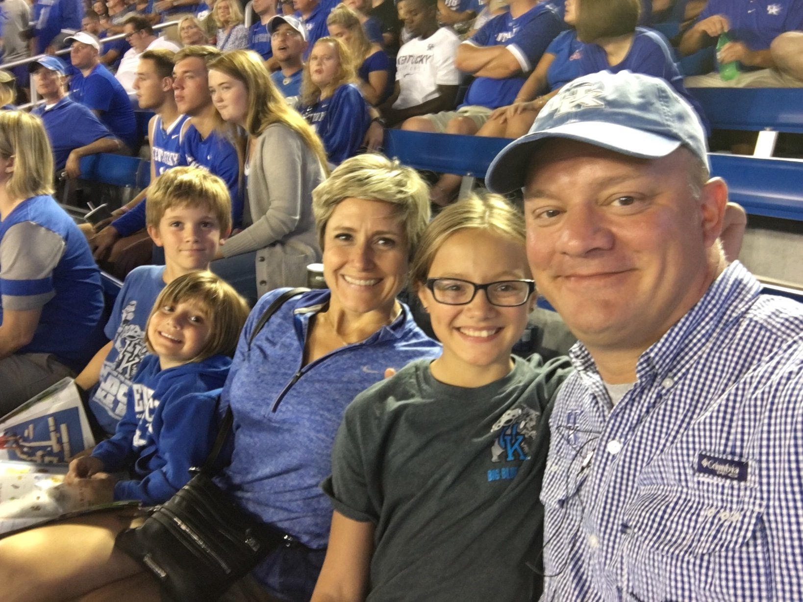Blessed with amazing wife, three wonderful kids and one Pug. Galatians 5 #BBN #RedSox