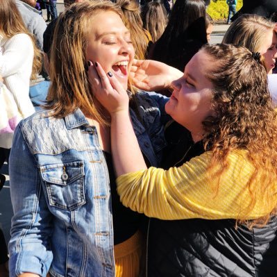 realkellycamera's profile picture. TTU • ΔΦΕ • Journalism • If you don’t like Disney or Star Wars, we probably can’t be friends.