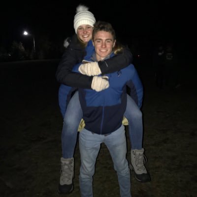 deaugustj's profile picture. 