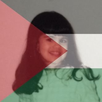 AmeeraSharif's profile picture. الصامتون إما يحملون هماً كبيراً أو حلماً كبيراً .. و المستقبل لؤلائك الذين يؤمنون بجمال أحلامهم..