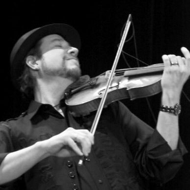 Recording artist and performer, Concert Violinist. Devoted Husband and Father. Army Veteran and God Fearing Republican -1776 MAGA ❤️🇺🇸