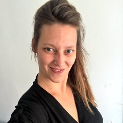 Mirjaan's profile picture. getrouwd,moeder van 4, schrijft kleine versjes, maakt foto’s van het mooie Haarlem en doet vele pogingen gezond te leven.