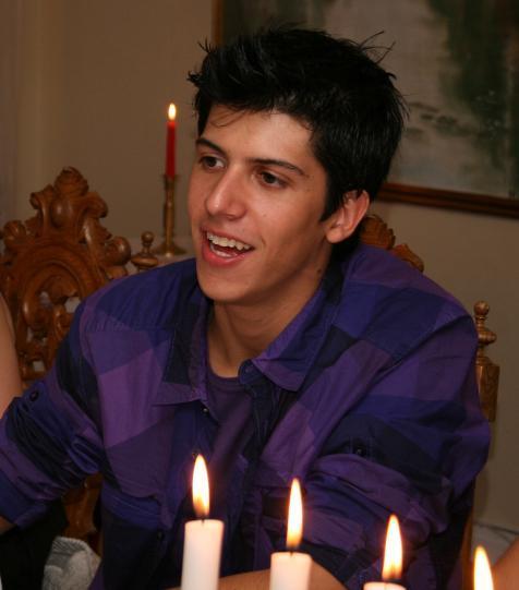 LucasFacioli's profile picture. Estudante, Compositor, Músico, Mágico, Palestrante, Sacerdote Real, Embaixador dos céus e Filho do Rei.