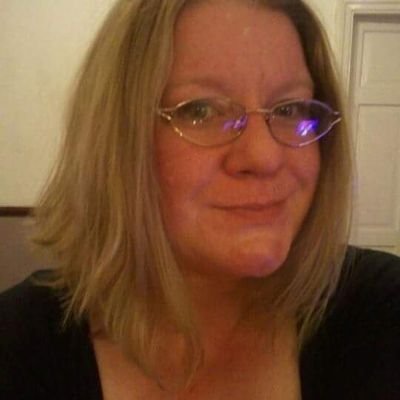Leeds woman. Music. Food. Ardent Feminist. Proud #Tittybanger. Tasty and Plentiful. Deliciously tart. Big Knickers. SISTREN. Glamorous Battleaxe.