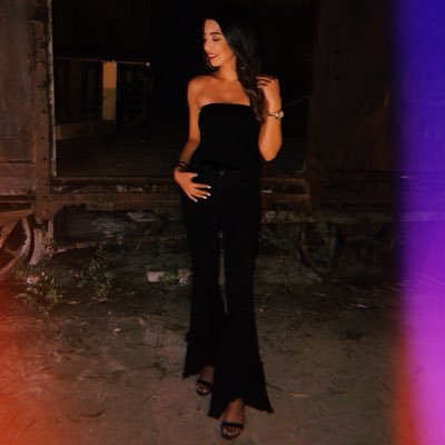 ☾