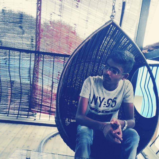 pranavbrh's profile picture. 