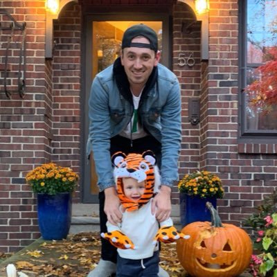 Jamie_Delancey's profile picture. ACD @StockX. Basketball @detroitbadboys. A Dad that makes playlists and rambles about the NBA.