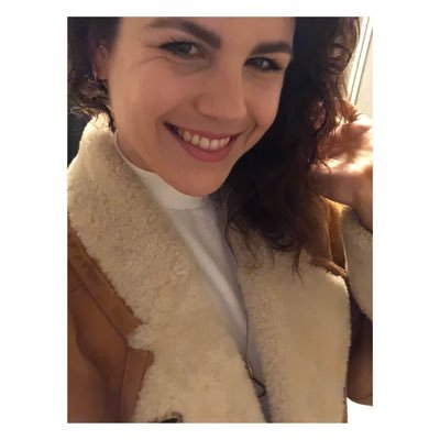 ZaraBray's profile picture. Professional Hair & Makeup Artist 💄🎬 Portfolio  @ https://t.co/gMwwDdv2Pk 💕 Creator of thebrushblock @ https://t.co/3GSYRTwMnW