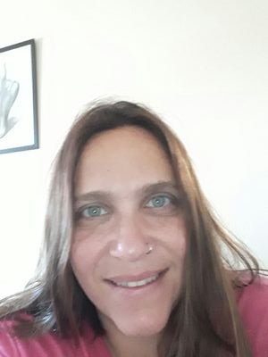 realizadora integral de radio!!
pero el mejor titulo ser madre!!