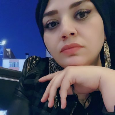 OzlemUar's profile picture. Perizekalı