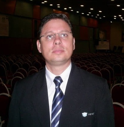 Alexandre Oliveira 
Diretor Executivo
Versatsis