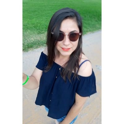 La ignorancia es tan grande, que los ladrones no roban libros. Ciencias y Tecnicas de la Comunicación.
Amo los tacos y el refresco ❤ de algo tendre que morir😊
