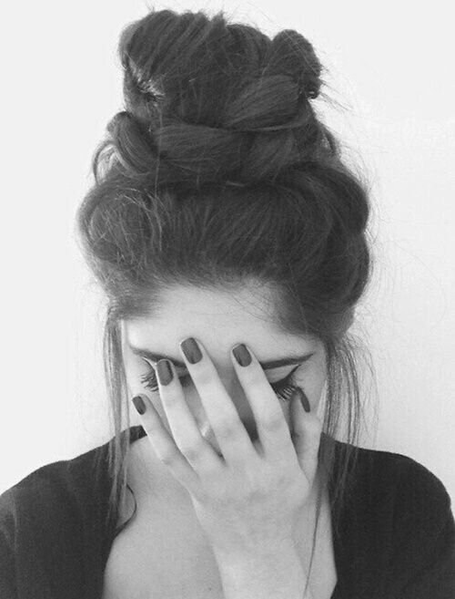 randomw04173636's profile picture. you now when you dream about someone and can't stop thinking about her?😕