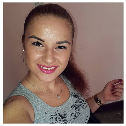 Je me nomme Juliana je suis une femme tout d'abord sérieuse sincère et véridique aussi et ensuite je suis une femme attentionnée gentille généreuse