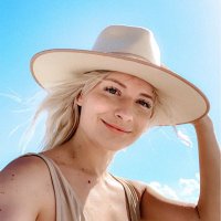 Jenny (@sweettealblog) Twitter profile photo