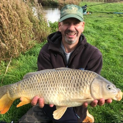 love anything fishy,cycling and beer.a young 59 year old who lives life day to day