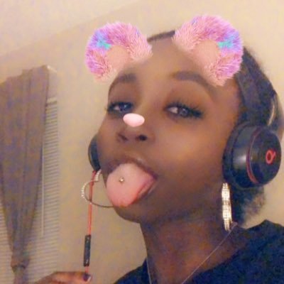 kaylaissleeping's profile picture. 🖤🖤🖤🖤🖤🖤🖤🖤🖤🖤