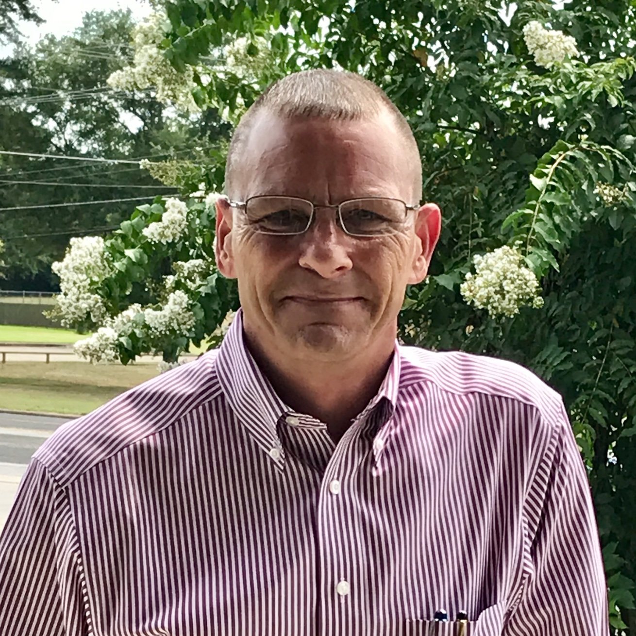 I’m a HR Professional with 18+ solid years of HR Generalist & HR Mgmt. experience along with background in Union labor relations.