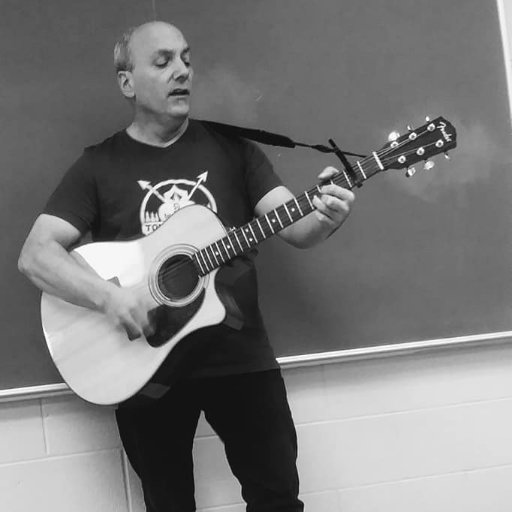 PopsJones's profile picture. Singer/Songwriter, musician for 30 years.