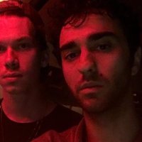 q (@freaksandyeetq) 's Twitter Profile