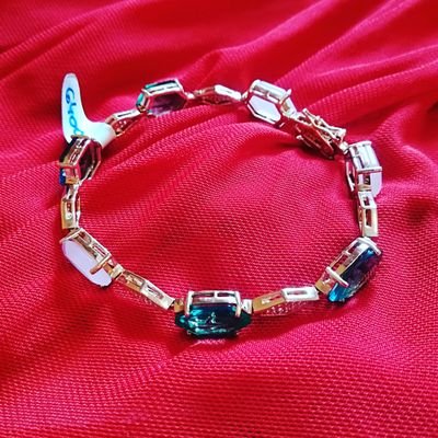 ProdajaD's profile picture. 🎀Sve što ti je potrebno da zasijaš!🎀 
🎁 Obraduj sebe,ili sebi drage osobe 🎁 Mogućnost uživo kupovine, rezervacije ili dostave na kućnu adresu! ❤️💋