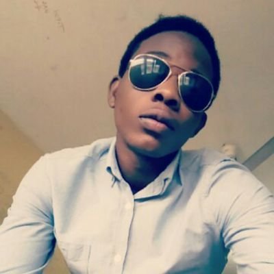 Outlaw________'s profile picture. Chemical Engineer|| loves photography|| Abilliondream||
son of a prayerful Dad|| computer programmer|| Real Madrid|| Man utd|| Made of black.😎