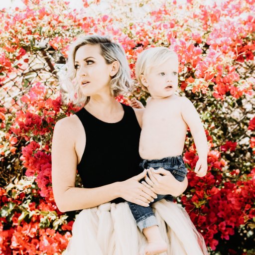 NatalieKFrazier's profile picture. All things mamahood, healthy vegan eats, clean beauty, and the occasional swear word.