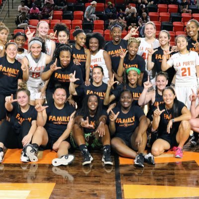Offical Twitter page of the La Porte Lady Dawg Girls Basketball Team! #we-run-as-one 💪🏽🏀 ‼️Make sure to turn on your Post Notifications for upcoming events‼️