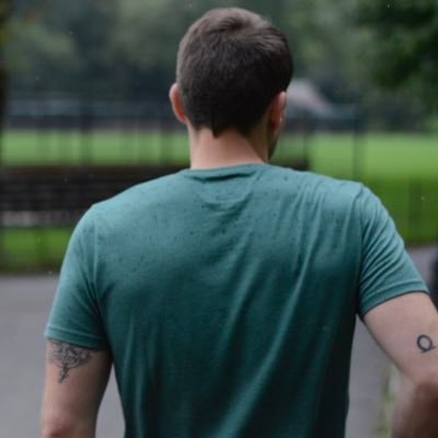 RecioJarmi's profile picture. Calm but so deep.