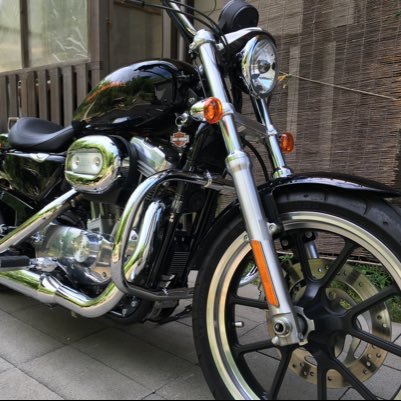 x6501WnscukRXL9's profile picture. またバイクに乗りたい^^ 歴史/ｽｶｲｳｪｲﾌﾞ250→ﾊﾞﾘｵｽⅡ→ZEPHYR400→XL883L MotoGP/ﾏﾙｹｽ ｵｰﾙｼﾞｬﾝﾙ興味あるので無言フォロー失礼します_(._.)_