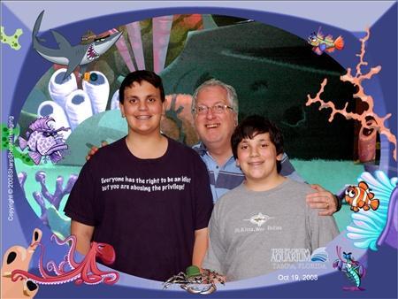 Single father of two great boys.
Chiropractic physician.