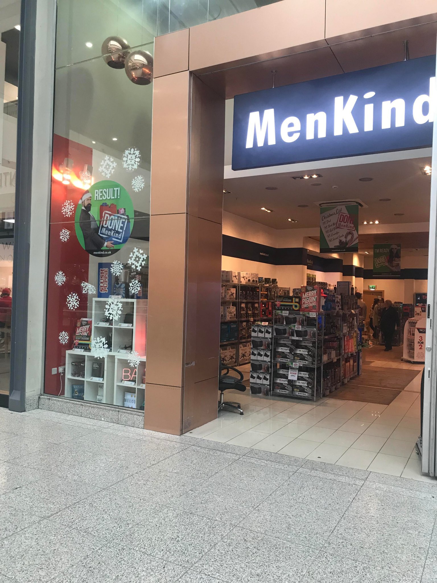 Welcome to Manchester Menkind Upper! 
We are located in the Arndale center, selling unique and original gifts for men.