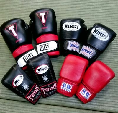 PVRGahcUpdf7BLQ's profile picture. 今年は、どこまで肉体絞れるか己との勝負！握力は90kg目標❗