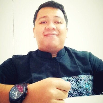 spdianto's profile picture. Seorang Dosen dan Kiper Futsal , yang hobby memainkan rubik's. Suami dari @dindaimnida dan ayah dari muhammad gibran ar rafif