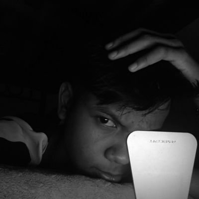 mfakriizal's profile picture. -You deserve have a life full of happiness and positivity⛅