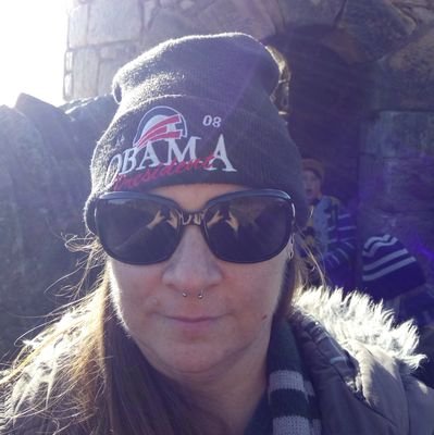 Advocate for equality, avid reader, massive music fan, aspiring author, history nut. Wife, Mum, Geek. American in the UK.