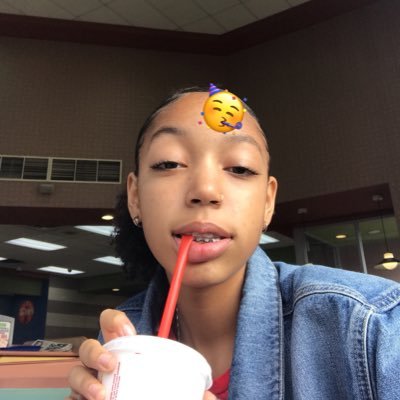 lavishhbabii's profile picture. ig: iitslyssa