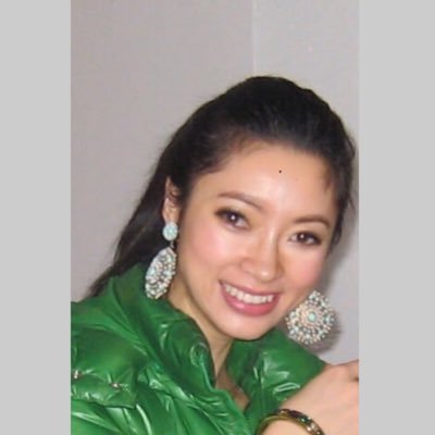yuqincai's profile picture. A cancer researcher in New York. A poet by chance. A polymath by choice.