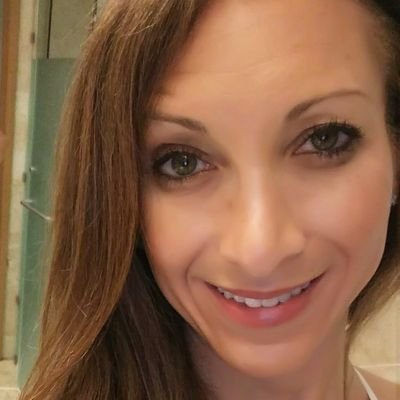 rebeccaFSU's profile picture. big sis, gym addict, corgi puppy owner, obsessed with music, dancing, chocolate,  and being an FSU Alumni!