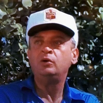 rubiconritual's profile picture. I enjoy hanging out at golf course bars, but I dont golf.