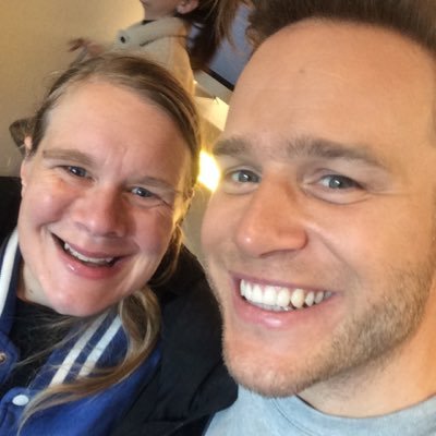 massive fan of Olly Murs really proud of him he’s absolutely amazing and gorgeous seen him live 6 times met him 7 times 10.10.18 Olly followed my other account