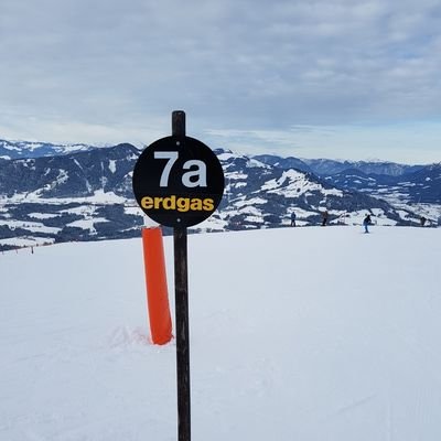 nicostark's profile picture.