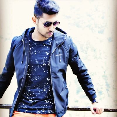 IamMaharnab's profile picture. I am an average looking Guy