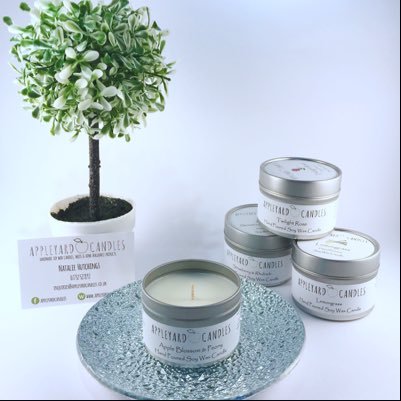 I am a 40 something wife and mum of 2! I make scented candles, melts, and home fragrance products. I recently opened a gift shop with a friend 💚