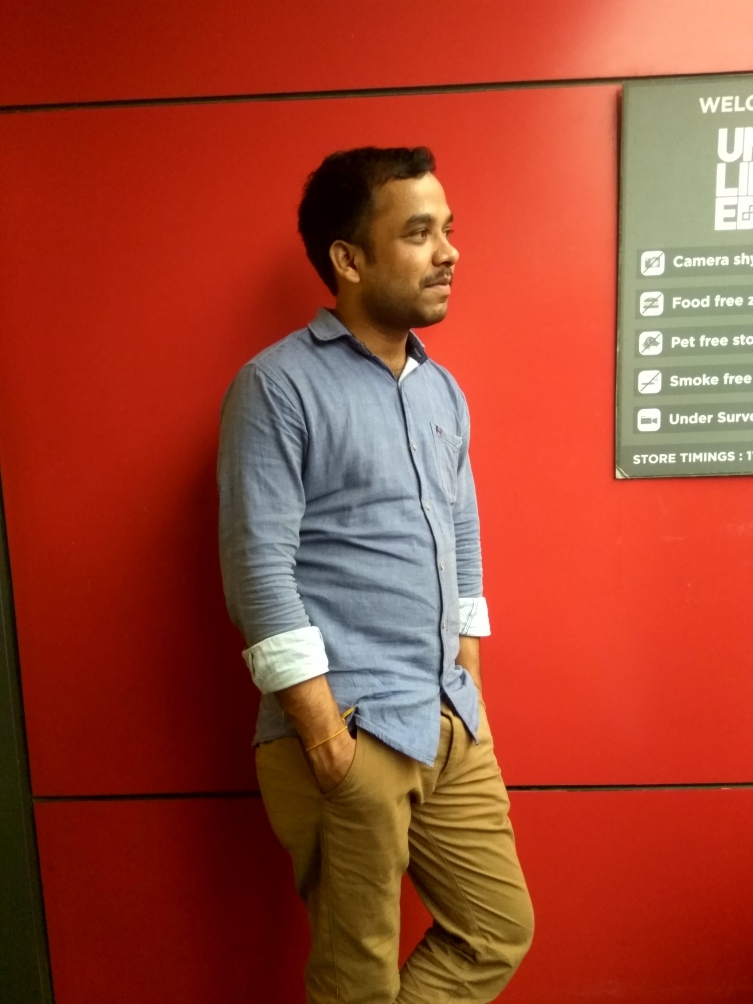 Mahesh_Boosi's profile picture. 