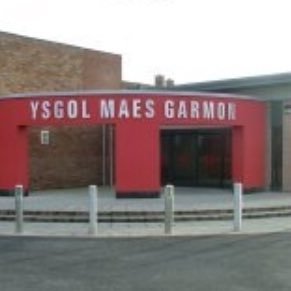 YMGCymraeg's profile picture. 