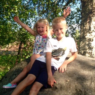 Richard52679340's profile picture. 