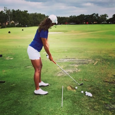 Professional golfer on the WGAI and the LET • Fitness freak 🏋🏻♀️ • Food junkie 🥘 • Proud Army brat 🇮🇳 • Brand Ambassador for DLF