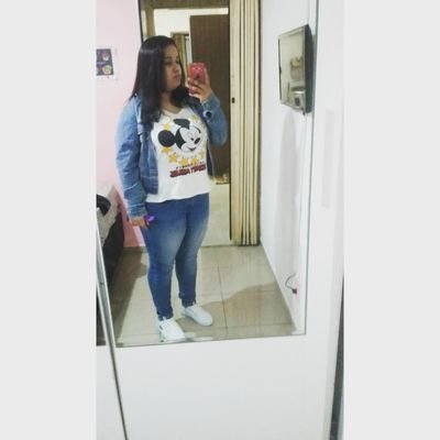 O meu melhor amigo e Deus e o segundo melhor sou eu ✌🎧